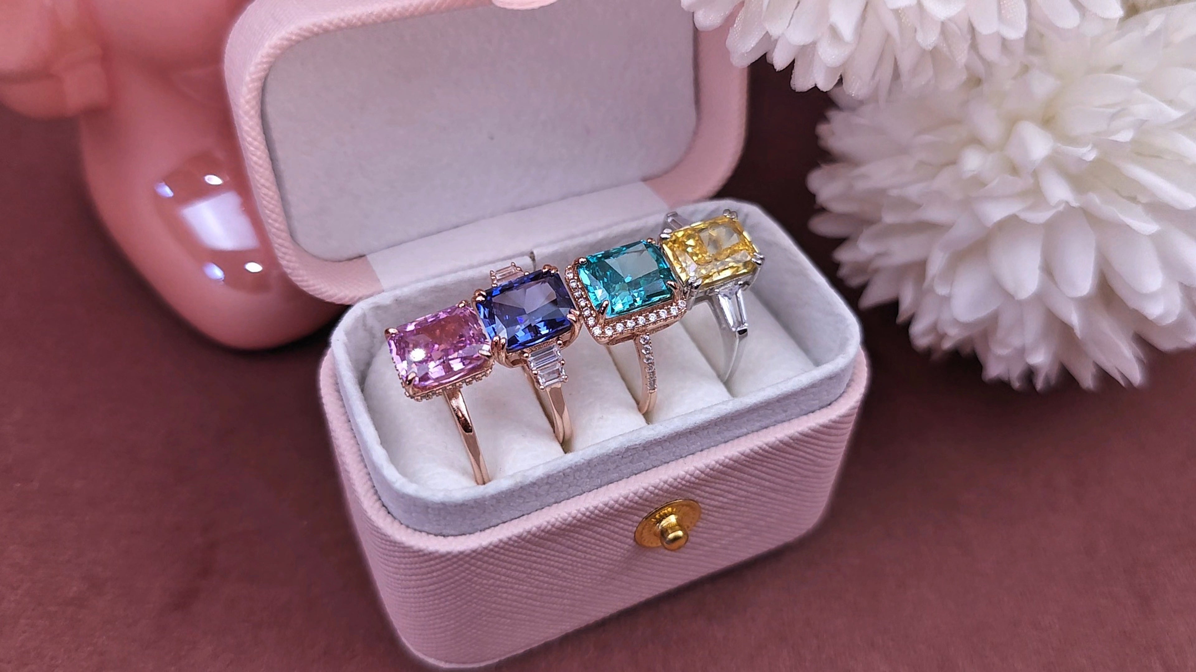 Piedras de nacimiento anillos