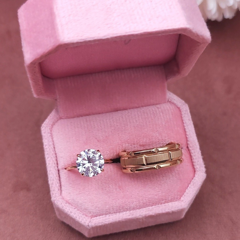 Daira Rosegold & Pater Rosegold