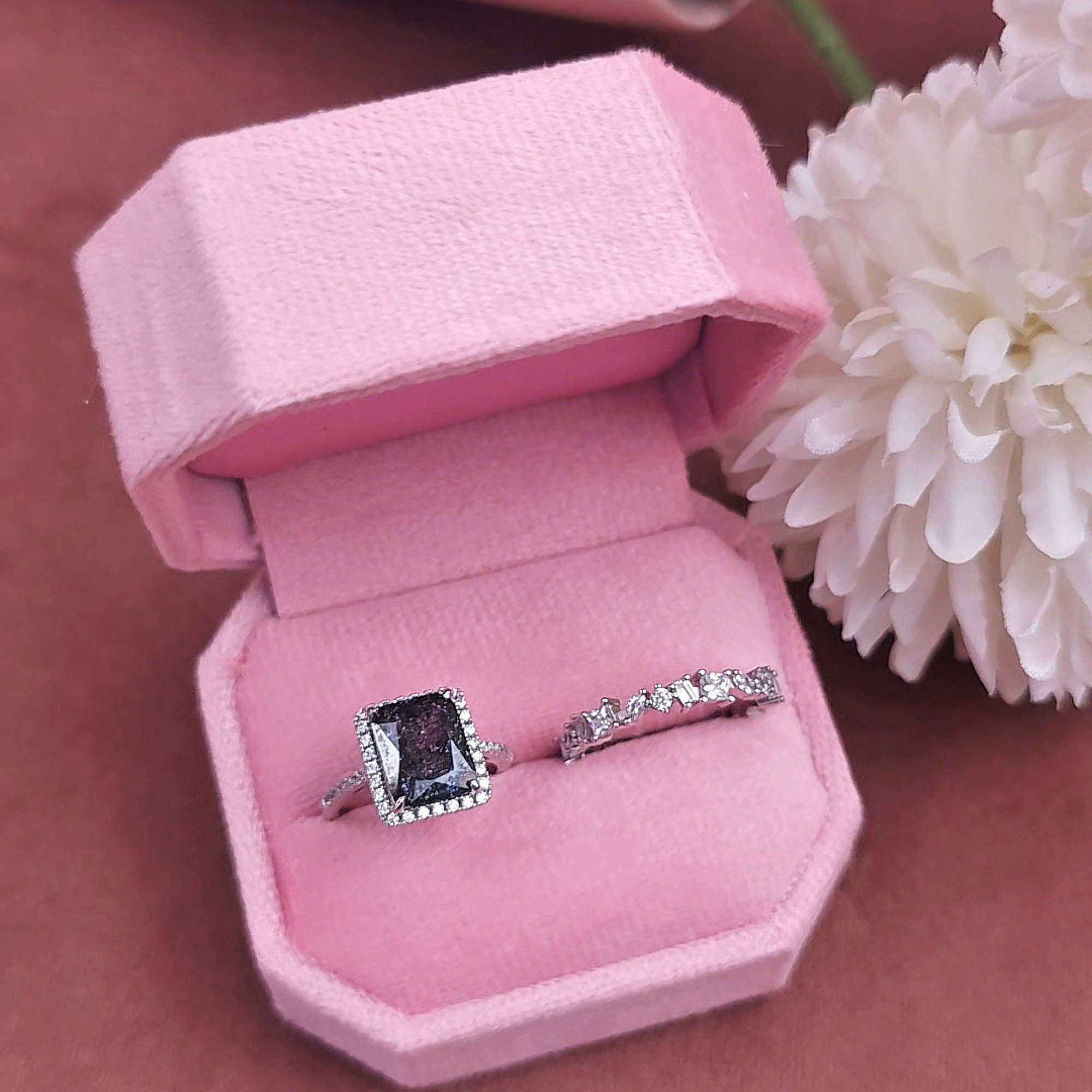 Violette Ice & Beltaine